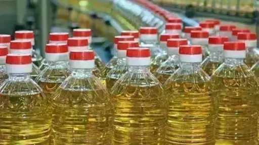 أسعار زيت الطعام اليوم الإثنين عند التاجر.. ارتفاع سعر زيت الأولين