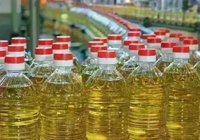 ارتفاع أسعار زيت الطعام اليوم الخميس عند التاجر.. بكام سعر زيت الأولين