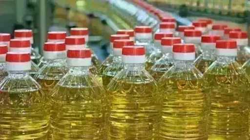 تراجع أسعار زيت الطعام اليوم الإثنين عند التاجر.. بكام سعر زيت الأولين