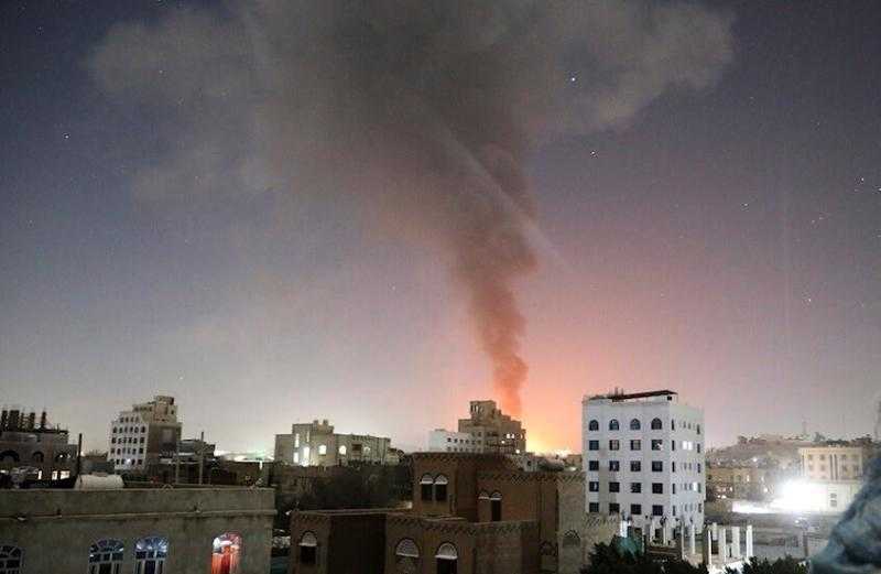 إعلام يمني: غارات أميركية استهدفت مطار الحديدة الدولي