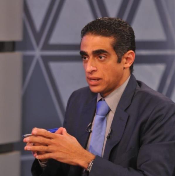 الدكتور سراج عليوة