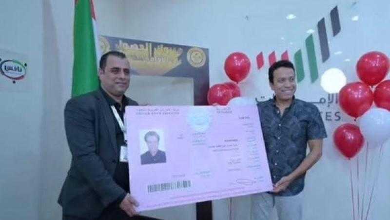 حقيقة حصول الفنان سامح حسين على الإقامة الذهبية في الإمارات