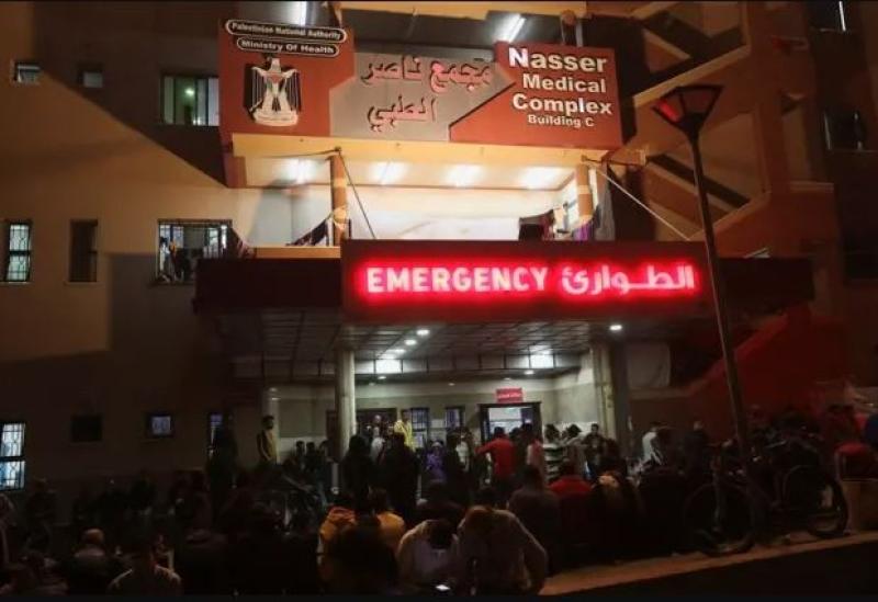 مدير مجمع ناصر: القصف الإسرائيلي أخرج 35% من الأسرّة عن الخدمة