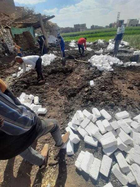 محافظ أسيوط: إزالة 32 حالة تعدي على أراضي أملاك دولة بمراكز أبوتيج والفتح وحي شرق