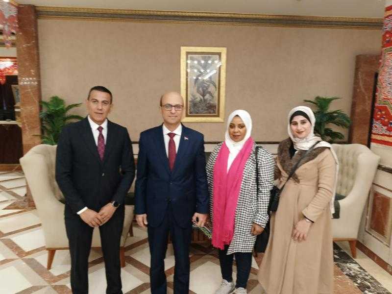 رئيس جامعة أسيوط يشارك في حفل الإفطار السنوي للطلاب الوافدين