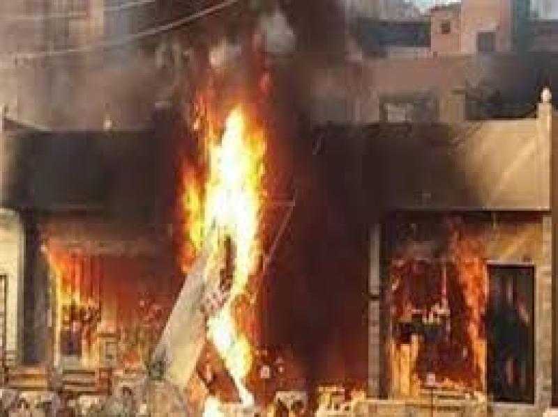إصابة شرطيين فى حريق مقهى بالبحيرة