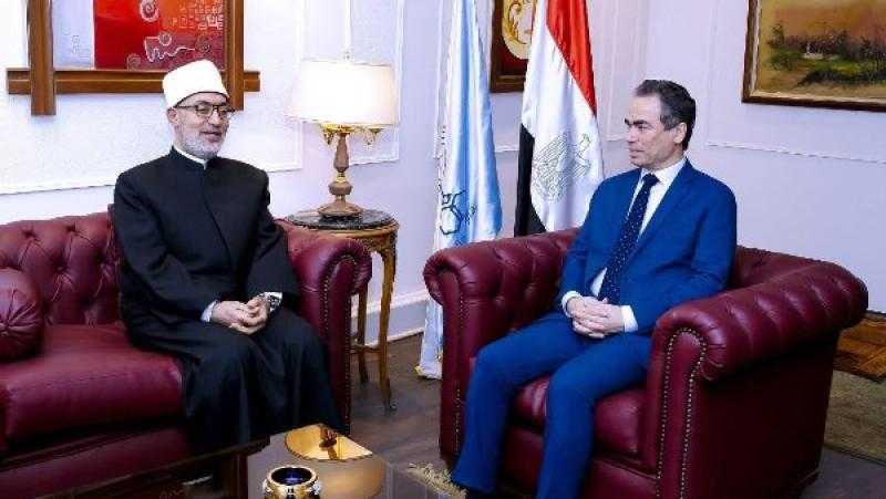 نشر ثقافة التسامح محور لقاء رئيس الوطنية للإعلام ومفتي الجمهورية