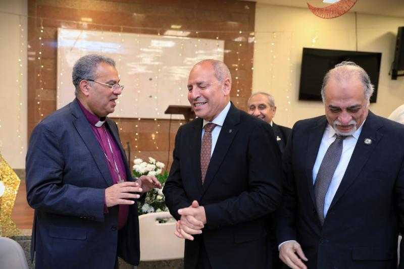 رئيس الطائفة الإنجيلية ومحافظ القاهرة يشاركان في إفطار الكنيسة الإنجيلية بمصر الجديدة