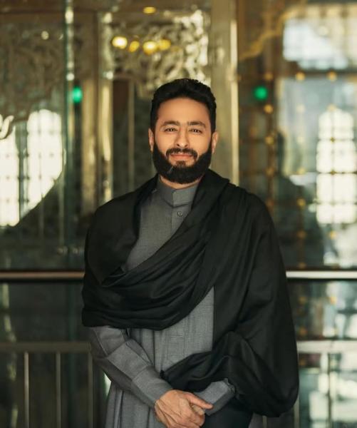 المداح 