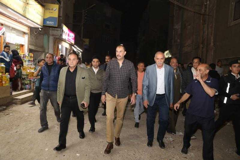 محافظ سوهاج يتفقد مستجدات أعمال رصف وتجميل منطقة إيديال والسوق القديم بمدينة ناصر