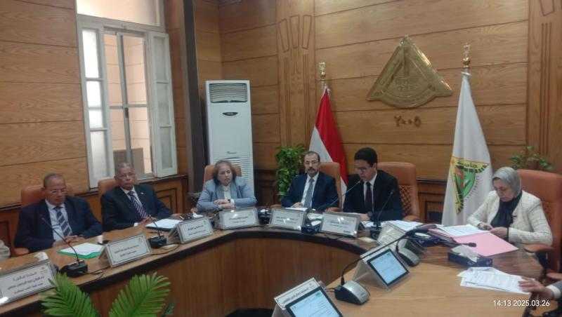 رئيس جامعة بنها يهنئ الرئيس السيسي بعيد الفطر المبارك