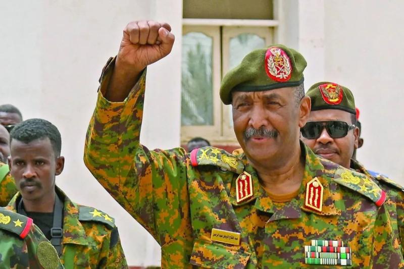 البرهان من داخل القصر الجمهوري: الخرطوم حرة