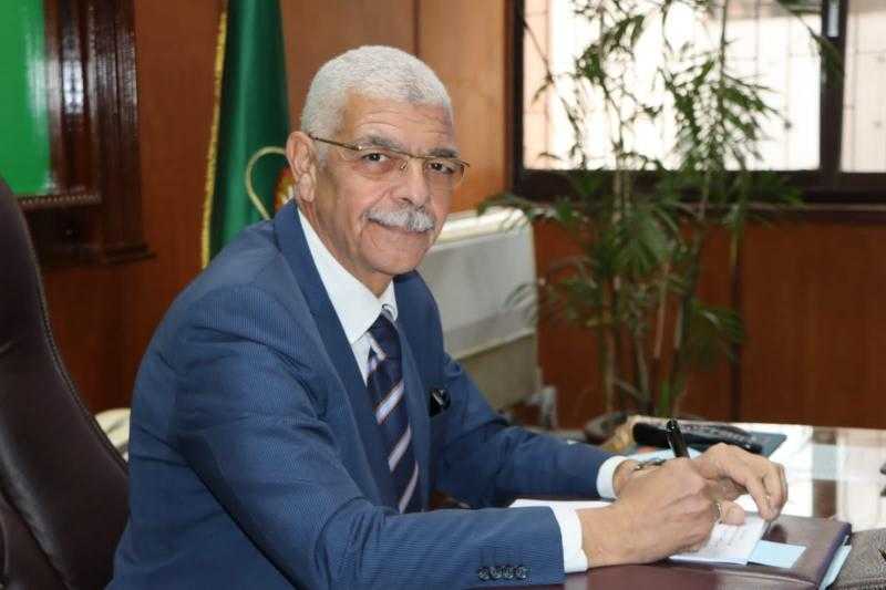 رئيس جامعة المنوفية يعقد اجتماع لجنة البحوث العلمية ”أون لاين”