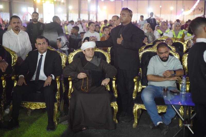 «التهامي» يشدو في فعالية خيرية ضمن أنشطة حزب مستقبل وطن بالجيزة