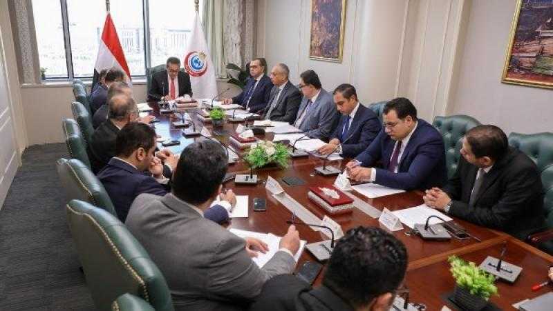 وزير الصحة يبحث مستجدات فرص تعزيز الاستثمارات العالمية في السوق المصرية