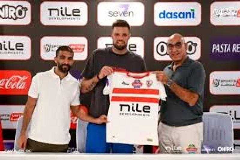 ديمتري ياكوفيلف: نسعى لتتويج طائرة الزمالك بلقبي كأس مصر وبطولة أفريقيا