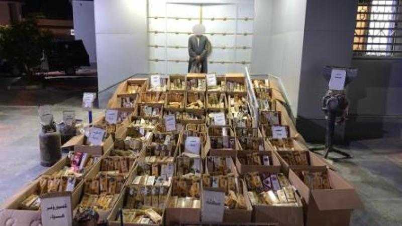 قبل ترويجهم فى عيد الفطر .. ضبط ورشة تصنيع ألعاب نارية بداخلها 3 ملايين قطعة بالفيوم