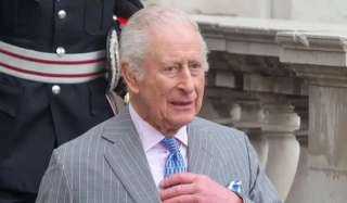 فضيحة إبستين.. الملك تشارلز يجرد شقيقه من جميع... فضيحة إبستين.. الملك تشارلز يجرد شقيقه من جميع ألقابه الملكية