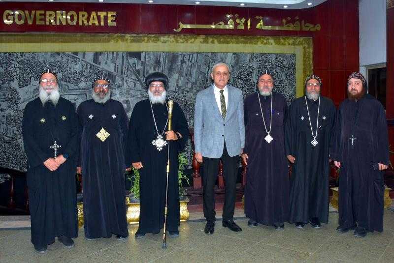 محافظ الأقصر يستقبل رهبان دير الشايب لتقديم التهنئة بمناسبة حلول عيد الفطر المبارك