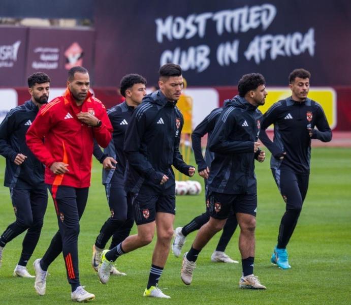 تحديد موقف أشرف داري من مواجهة الأهلي والهلال بـ دوري أبطال إفريقيا