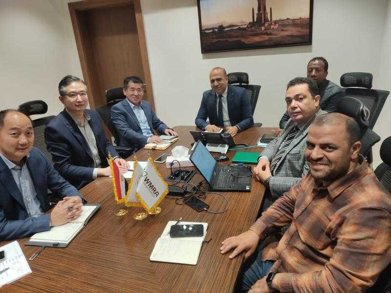 وزارة البيئة تبحث تعزيز التعاون مع القطاع الخاص الصيني في الاستثمار في ادارة المخلفات