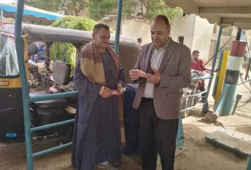 رئيس مركز صدفا يتابع سير العمل بمشروع العبارات النهرية الزهراء بقرية مجريس