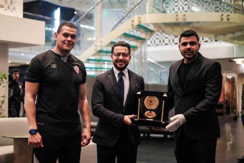 الزمالك يكرم قنصل مصر في جنوب أفريقيا خلال رحلة الكونفدرالية
