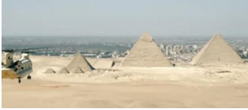الأهرامات 