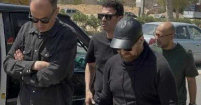 وداع مؤلم.. جثمان زوجة نضال الشافعي يصل مسجد بهجت بدريم لاند
