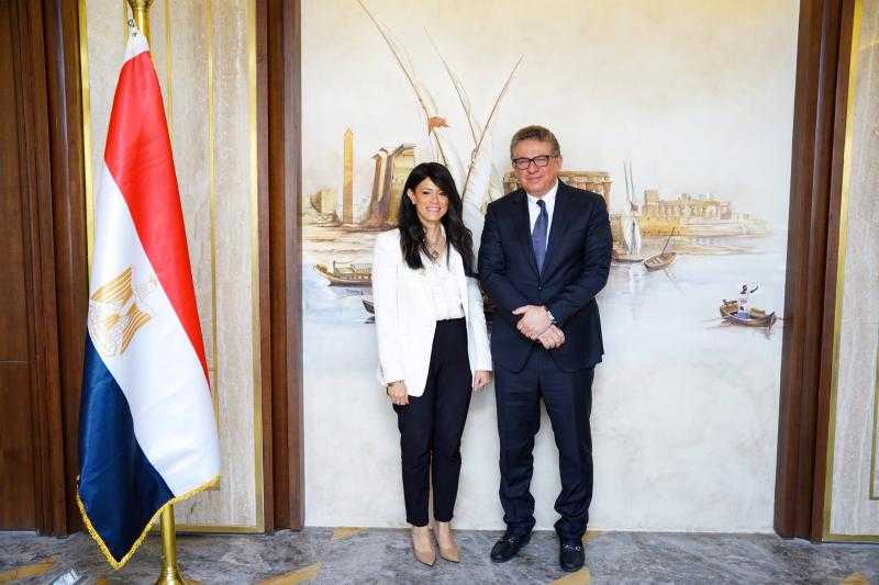 المشاط تبحث مع المدير التنفيذي لمصر بالبنك الأفريقي للتنمية تطورات تنفيذ الاستراتيجية القُطرية واستعدادات انعقاد الاجتماعات السنوية وانتخاب الرئيس الجديد للبنك