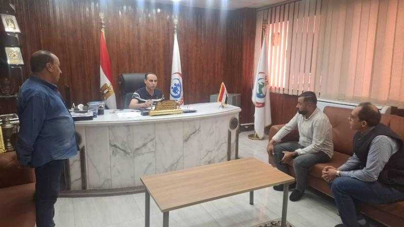 وكيل وزارة الصحة بالشرقية يبحث مع ممثلي شركة الأمن والنظافة تقييم الأداء بالمستشفيات خلال عطلة عيد الفطر
