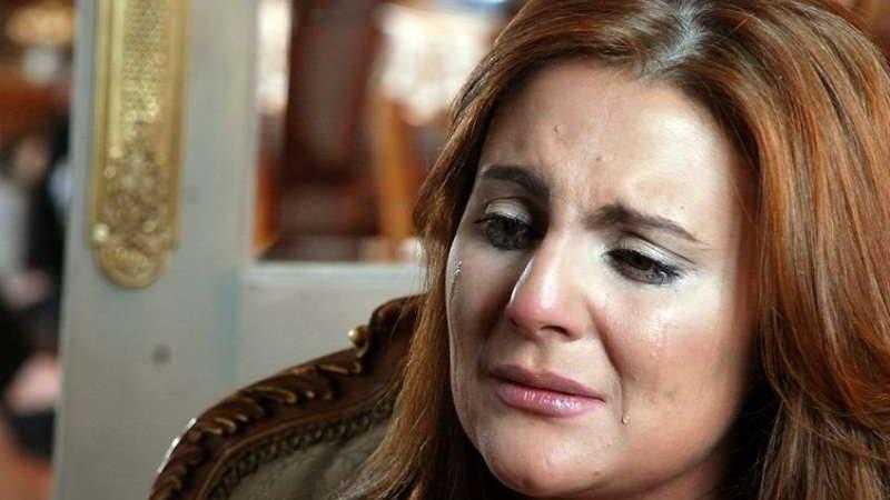 رانيا محمود ياسين تطلب الدعاء لزوجة نضال الشافعي