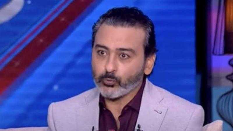 أحمد عزمي يكشف تفاصيل رفض يحيى الفخراني له في ”يتربى في عزو”