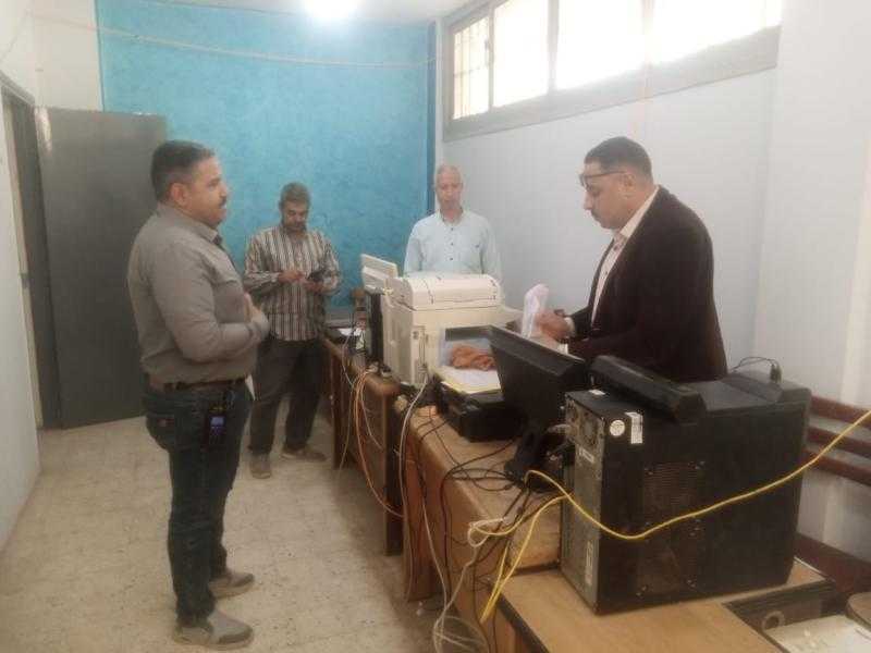 رئيس مركز ساحل سليم بأسيوط يتابع أعمال لجنة الأمانة الفنية لملفات التصالح علي بعض مخالفات البناء