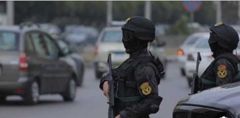 ضبط طفلين بتهمة قيادة سيارتين ملاكي في القطامية