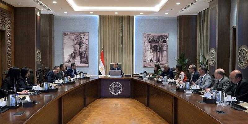 رئيس الوزراء يتابع خطوات وإجراءات تعظيم الاستفادة من منطقة ”مربع الوزارات” وطرحها للقطاع الخاص
