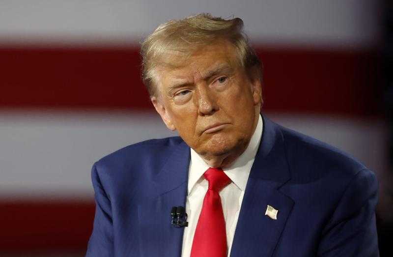 ترامب يوافق على ترحيل المجرمين الخطيرين إلى السلفادور