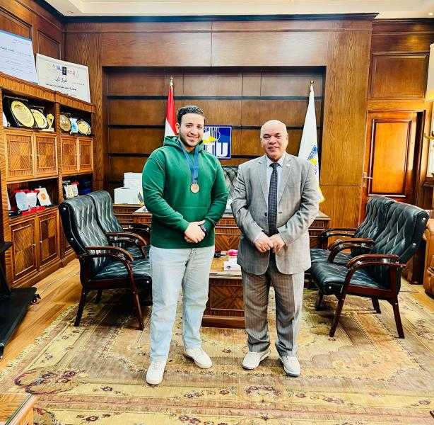 خريج جامعة الدلتا التكنولوجية يتأهل إلى التصفيات النهائية لمسابقة Huawei ICT