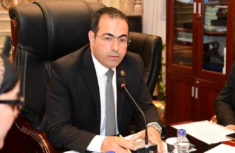 رئيس شباب المصريين بالخارج: زيارة ماكرون تعكس ثقة المجتمع الدولي في الدور المصري المحوري إقليميًا ودوليًا