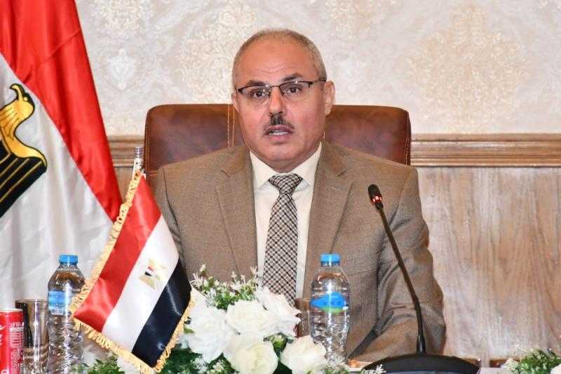 جامعة قناة السويس تنظم ندوة توعوية بعنوان ”كيف تخطط لحياتك” لطلاب المرحلة الإعدادية