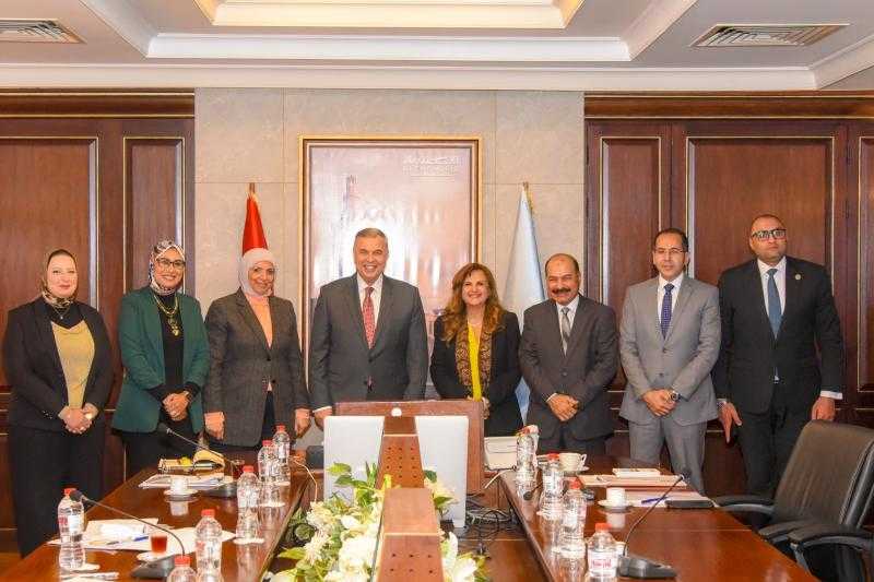محافظة الإسكندرية توقع بروتوكول تعاون مع شركة مصر لإدارة الأصول العقارية للحفاظ على التراث المعماري