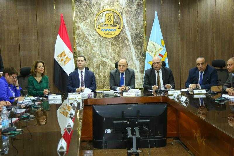 محافظ كفرالشيخ يناقش عدد من المحاور والخطط التنموية مع بعثة خبراء منظمة التعاون والتنمية الاقتصادية