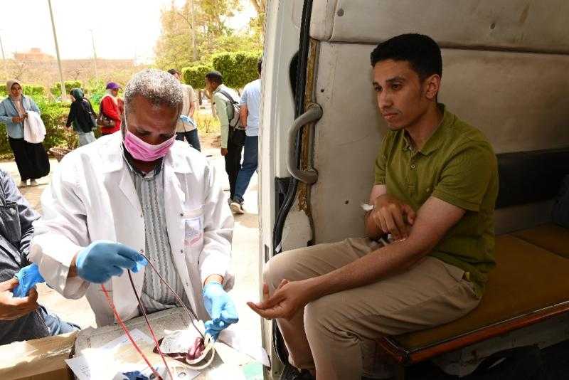 جامعة أسيوط تطلق حملة للتبرع بالدم لدعم المخزون الإستراتيجي وترسيخ ثقافة العمل التطوعي