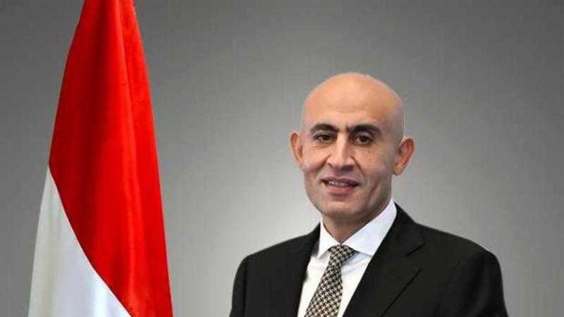 بيان هام من ” التربية والتعليم” عن وفاة مدير إدارة الباجور عقب زيارة الوزير