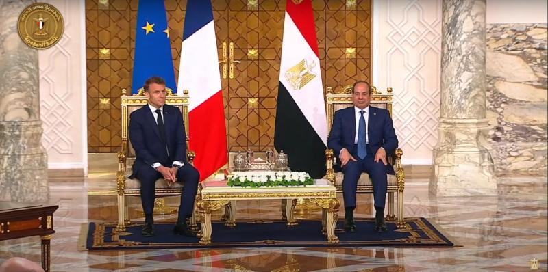 الرئيس عبد الفتاح السيسي والرئيس الفرنسي ماكرون
