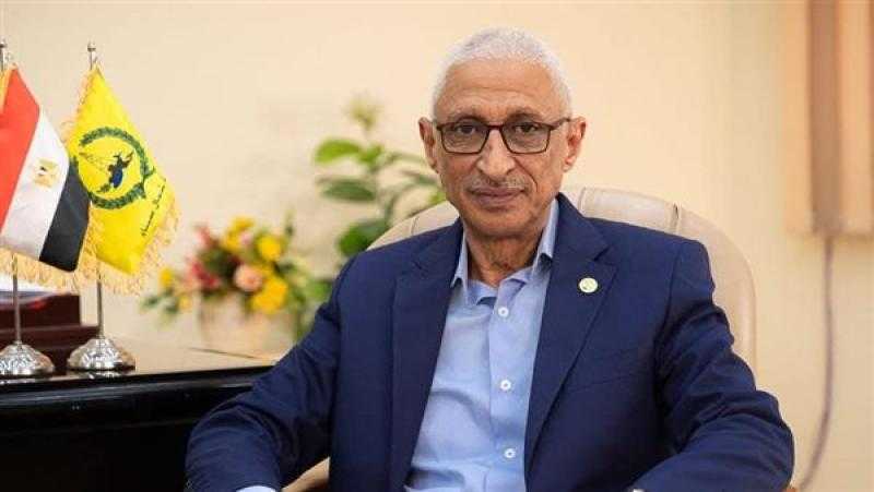 محافظ شمال سيناء: وجود رئيس فرنسا في مصر يعزز ثقلها دوليًا