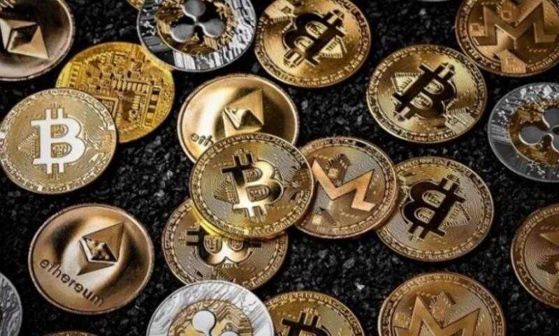 أفضل 10 عملات رقمية للاستثمار في 2025