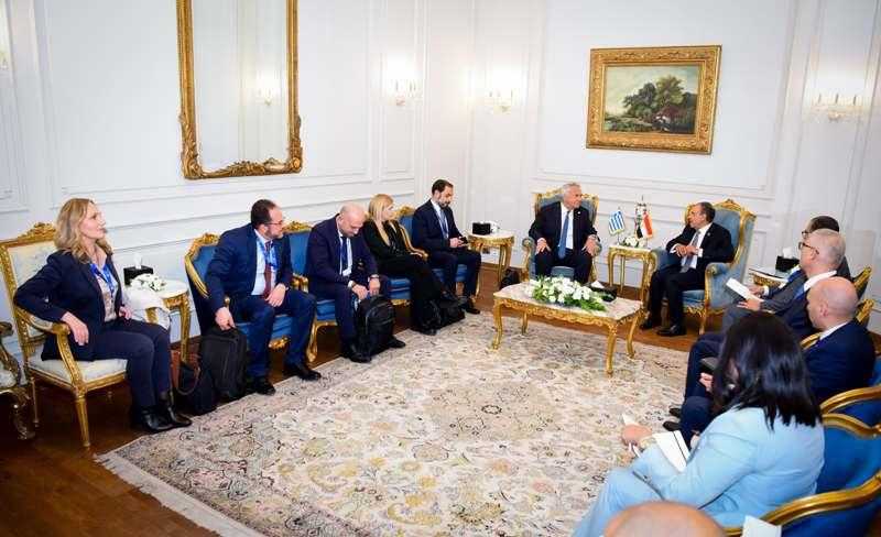 وزير الخارجية يستقبل وزير الهجرة واللجوء اليوناني على هامش المؤتمر الوزاري لعملية الخرطوم