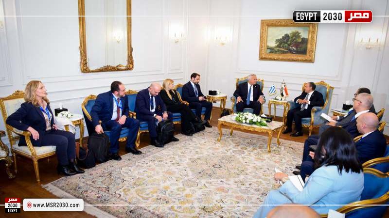 وزير الخارجية والهجرة يستقبل وزير الهجرة واللجوء اليونانى