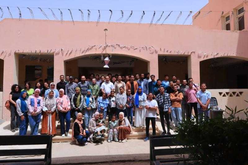 كلية السياحة والفنادق بجامعة الأقصر تحتفل بـيوم اليتيم
